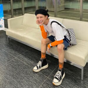 Toman Instagram - .
セラミック治療が終了しました〜！！

時間がかかってしまっていた治療も
渋谷宇田川デンタルクリニックさんに
お世話になるようになってから
一ヶ月というスピード感で終了

治療途中でのクリニックの変更だったのですが
親身になって話を聞いてくださり、ご対応頂き
感謝の思いでいっぱいです😭🙏🏻。

岡崎先生もスタッフの皆様、お店の雰囲気も
澄んでいて、気持ちの良いクリニック🌁

(渋谷PARCOの真後ろがクリニックなので
施術前後に渋パルでお買い物できるのも個人的に幸ですㅋㅋㅎㅎ)

これからもメンテナンスでお世話になります！

歯のお悩みがある方はぜひ
渋谷宇田川デンタルクリニックさんへ🏃🏻🏃🏻🏃🏻

🦷 : @shibuuda_dental 

#歯が綺麗になってくれて自信アップ
#写真は伊東歌詞太郎さんとのラジオの日

メンズリゼさんで脱毛もして頂いたので
29歳直前のとまちょ仕上がってます＾＾

🧖🏻‍♂️ : @mensrizeclinic
🧖🏻 : @rizeclinic