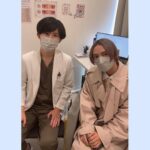 Toman Instagram - . 東京中央美容外科秋葉原院 相良先生に ( @tcb_akihabara )( @tcb_sagara ) #バッカルファット除去 をして頂きました！ 口の中を少し切って脂肪を取り除くのですが 個人差はあるとは思いますが術中の痛みは まったくと言っていい程なかったです 先生もスタッフの皆さんもカウンセリングから 施術まで丁寧に対応してくださって不安もゼロでした✨ ずっと頬(特に口角)のもたつきが気になっていたので 今は少し顔が腫れていますが(ちょっと太ったかな？くらい) 落ち着くのが今からとても楽しみです...！ 口の中から脂肪を取るので、顔に傷跡が残らないのも安心☺︎ クリニックにて「とまんの投稿を見た」 と言うと、いいことあるみたいですよ🧖🏻‍♀️！ #美容整形ならTCB東京中央美容外科 #東京中央美容外科 #美容外科 #秋葉原 #東京中央美容外科秋葉原院 #TCB #美容クリニック #美容医療 #PR