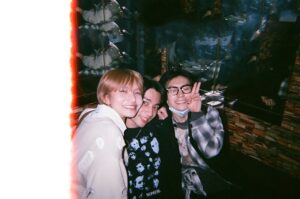 Toman Instagram - 色褪せない9年たちつてと。

会うと何も変わらない9年

愛愛しい

・

(・・良い写真なのに光入って悔しい)