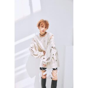 Toman Instagram - TOMAN COLLECTION 23 👖

・ﾀﾞﾒｰｼﾞﾆｯﾄ

color : ⚪️ｸﾞﾚｰｼﾞｭ / 🔵ﾌﾞﾙｰ
size : FREE

¥ 7,000 +tax

-

4/8(土) 14:00-16:00 限定
新宿ルミネエスト 店頭販売会
∟ とまんが接客いたします

4/9(日)〜 ZOZOTOWNにて販売開始予定