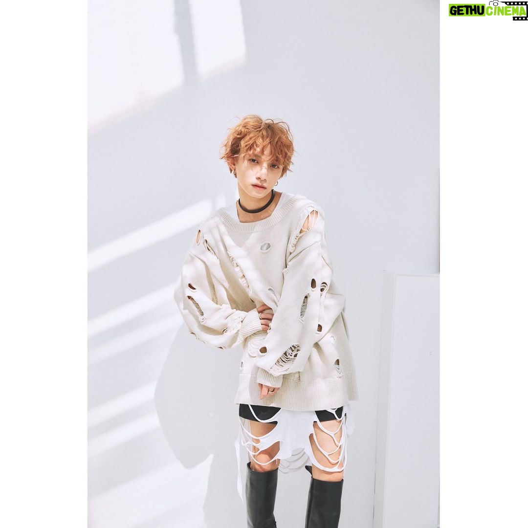 Toman - 0.9K Likes - TOMAN COLLECTION 23 👖
・ダメージニット
color : ⚪️グレージュ / 🔵ブルー
size : FREE
¥ 7,000 +tax
-
4/8(土) 14:00-16:00 限定
新宿ルミネエスト 店頭販売会
∟ とまんが接客いたします
4/9(日)〜 ZOZOTOWNにて販売開始予定