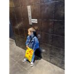 Toman Instagram - マイラブリーキューティー君👶🏻 魔法の言葉は 「ポケモンカード全部捨てるよ〜」🪄 そろそろ捨てる気ないことバレそうです... #来年小学生 #宿題手伝ってあげたりとかしたいな #ランドセル背負ってる姿想像するだけで可愛い 渋谷 (Shibuya)