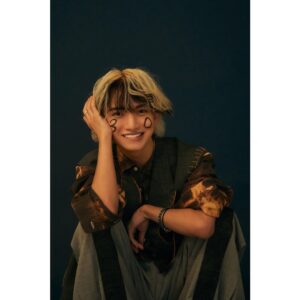Toman Instagram - Happy My 30th Birthday 🌬️🎂

本日9月14日でようやく
『30歳』になりました！
(昼産まれなので正確にはギリギリ20代。笑)

年齢はただの数字にしか過ぎないので
老いぬキャピキャピな魔女で生きていきます卍

たくさんの道を歩み、道を作った20代。
30代はどんなことが待っているのだろう🤭

楽しみでならない30代開幕！

まだまだ若くて可愛い子たちに負けへんでーー！ヘン😤