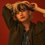 Toman Instagram - shooting 🤝🏻🌛 photo @moekosawada.28 stylist @nana.coco.ayu hairmake @jjstagram_make_up