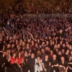 Tomasz Organek Instagram – Wczoraj w @teatr.letni w Szczecinie zagraliśmy niesamowity koncert wraz z @chor_pm_szczecin pod dyrekcją @sylwia.fm i było bosko. Dziękuję wszystkim, którzy się do tego sukcesu przyczynili i szczecińskiej publiczności. Było wspaniale. Popłakaliśmy i potańczyliśmy. I tak trzeba żyć 🤘😎

Fotografie: @leslaw_kopecki 🙌

#szczecin #teatetni #amfiteatr #organek #sylwiafabianczykmakuch #chorpm #mystic
