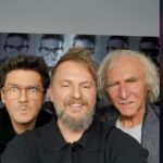 Tomasz Organek Instagram - Kuba Wojewódzki show z moim udziałem już w najbliższy wtorek w TVN @tvnprogramy i na Playerze. Ja się bawiłem świetnie. Pogadaliśmy, pośmialiśmy się, a nawet pośpiewaliśmy i pograliśmy na harmoszce🪗 Dziękuję @kuba_wojewodzki_official za kolejne zaproszenie i @jerzykryszakfotografia za kompletny odlot ;) I to nie tylko fryzjerski ✂️😎. Poland