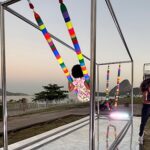 Tomaz Viana Instagram - Minha escultura “alegría na praça “ na @artrio_art 2023 obrigado especial a @instadamude que fez meu sonho virar realidade e a @galeriamovimento por dar todo suporte para que tudo rolasse numa boa ❤️🫶🏻 até a próxima