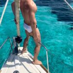 Tommaso Freno Instagram - 🛥️Splash💦 • • • • • • • #summervibes #summer #summertime #love #nature #photography #beach #instagood #fashion #travel #photooftheday #goodvibes #sunset #picoftheday #sea #sun #instagram #style #happy #beautiful #ootd #vacation #beachlife #travelphotography #naturephotography #like #instadaily #sunshine #holiday #follow Bue Marino-Isola di Favignana