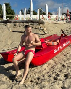 Tommaso Freno Instagram - 🛟 . . . . . . . . . . #sexyboy #gay #sexy #gayboy #boy #instagay #fitness #model #hot #handsome #cuteboy #sexyman #like #follow #hotboy #muscle #men #instaboy #sexymen #gayhot #gayman #abs #gym #love #cute #boys #howie #sexygay #instagood #fashion