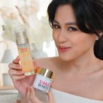 Toni Gonzaga Instagram - Having multiple jobs and being a full-time mom to Seve and Polly carries a lot of responsibilities and syempre stress. While my skin could handle having no routine before, this year I started noticing subtle changes like dullness, some lines appearing. So when I added @snailwhitephils Double-Boosting Anti-Aging Serum and Gold Advance Cream with Retinol to my routine, I was amazed by how bright my skin looked and pati yung fine lines caused by stress started disappearing! This duo saved my skin talaga 💛 As long as I have this, go go go nalang ako all the time with my job and my family ✨ Get the Age Defender Duo at 40% OFF this 11.11 in Shopee and Lazada! There’s also B1G1 promos on serums and creams. Check out now!