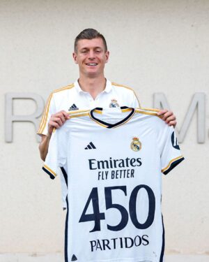 Toni Kroos Instagram - ✨ 4️⃣5️⃣0️⃣ ✨
♾️ @Toni.Kr8s