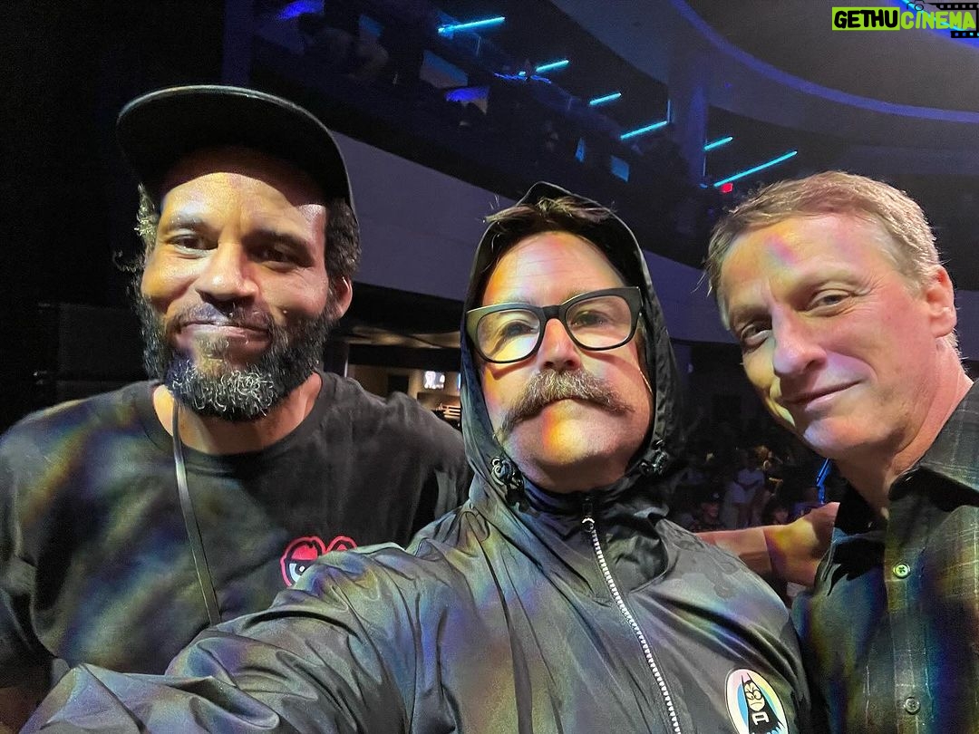 Tony Hawk Instagram - So many beautiful, touching and heartfelt moments were shared at the #otisforever celebration of life. One that I’ll never forget was singing “Just Like Heaven” with my daughter and @theaquabats. I’d post a video here but not sure she’d approve… you can probably find it if you’re curious enough. O would have loved to hate it; he touched countless lives in magical ways, but never wanted any fanfare for himself. Thanks to everyone that attended, performed and/or donated auction items to raise money for O’s favorite causes. Link in bio for some rare items, including a signed @blink182 bass and the skateboard I used at @whenwewereyoungfest. 📷: @chuck_hults @yourethenight @mister.christian.jacobs The Sound