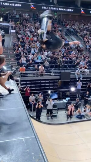 Tony Hawk Instagram - My skating highlight of 2023: doing a McTwist at @thvertalert after breaking my leg in 2022… doing a McTwist. Thanks for all of the encouragement and kind words during my difficult recovery. Here’s to more safe & solid landings in 2024 🛹🎉 
🎥: @dupedupe