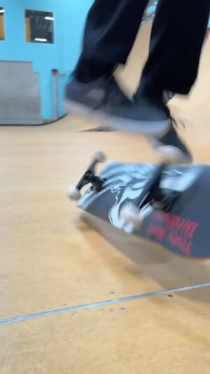 Tony Hawk Instagram - Do a kickflip… like our ancestors.
Links in bio
🎞️: @_aliminator
