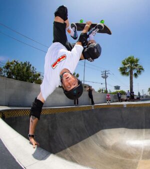 Tony Hawk Instagram - Roller Skating's got a magazine called @skatefantom and @tonyhawk is inside! He let me air over him... what a sweet guy ! Check out the mag for more ⭐️⭐️⭐️ Thanks for these  @matt_fookes_photo & always 📸