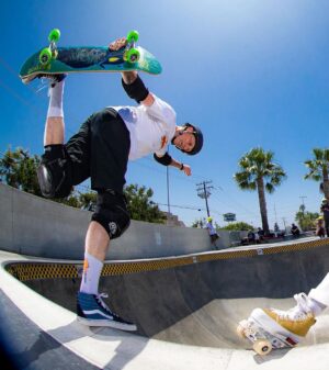 Tony Hawk Instagram - Roller Skating's got a magazine called @skatefantom and @tonyhawk is inside! He let me air over him... what a sweet guy ! Check out the mag for more ⭐️⭐️⭐️ Thanks for these  @matt_fookes_photo & always 📸