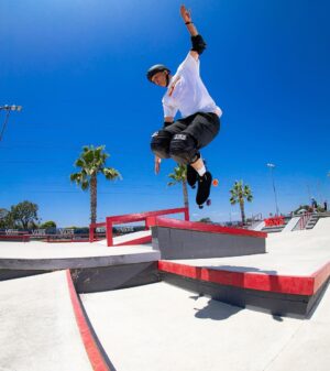 Tony Hawk Instagram - Roller Skating's got a magazine called @skatefantom and @tonyhawk is inside! He let me air over him... what a sweet guy ! Check out the mag for more ⭐️⭐️⭐️ Thanks for these  @matt_fookes_photo & always 📸