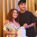 Tony Kakkar Instagram - We were kids again yesterday for few hours.. thank you Nehu 🪩♥️ @nehakakkar