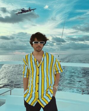 Tony Kakkar Instagram - Sunday 🐬 
.

 @sunsiyamresorts 
@holidays2cherish 
 #sunsiyam #irufushi #maldives
#sunsiyamirufushi #sunsiyamresorts 
#holidays2cherish #h2c