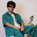 Tony Kakkar Instagram - Kakkar ka Ladka STAR 🤙🔥 . 📸 @prabhatrajput Hair - @irshad__hair Styling - @_jimmyzdesigner_ #tonykakkar #jamnapaar