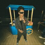 Tony Kakkar Instagram – Only day when I eat cake 🎂💎 #birthday