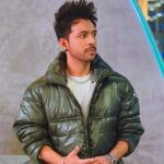 Tony Kakkar Instagram – I …. You ? ♥️