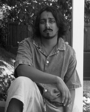 Tony Revolori Instagram - I like being in trees what can I say.
•
📸  @lucettewest