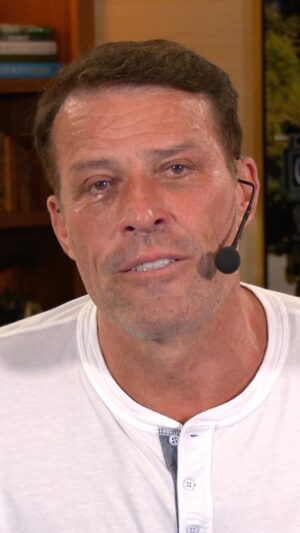 Tony Robbins Instagram - Be blessing to others and your life will be BLESSED. 🙏

When you begin to turn your FOCUS OUTWARD and look for ways to bring

more JOY 😁,
APPRECIATION 🥰, 
GRATITUDE 🤩, 
KINDNESS 🤗,
LOVE ❤️ to others,

in return you will experience more BEAUTY and greater BLESSINGS than you could EVER IMAGINE!

This #GivingTuesday, I’m inviting you to join me on a cause that is dear to my heart - ending HUNGER.  Along with our friends at @feedingamerica, we have started our FIFTH ANNUAL GIVING TUESDAY Fundraiser. Up until December 2, we’ll double match donations made through this Instagram fundraiser—providing TRIPLE the impact in meals —up to a total donation of $50,000. $1 helps provide at least 10 meals secured by Feeding America® on behalf of local member food banks.

This means that for just $10, we’ll be able to provide 300 meals for our brothers and sisters in need, thanks to the double match! 

We started this Giving Tuesday Fundraiser a week ago and have already RAISED OVER 409,400 MEALS overall for our brothers and sisters in need through our Fundraisers With Feeding America! Thank you so much to everyone who has made a donation! 👏🙌

Let’s keep coming together and make a difference to #ENDHUNGER! ❤️🍽️🙏