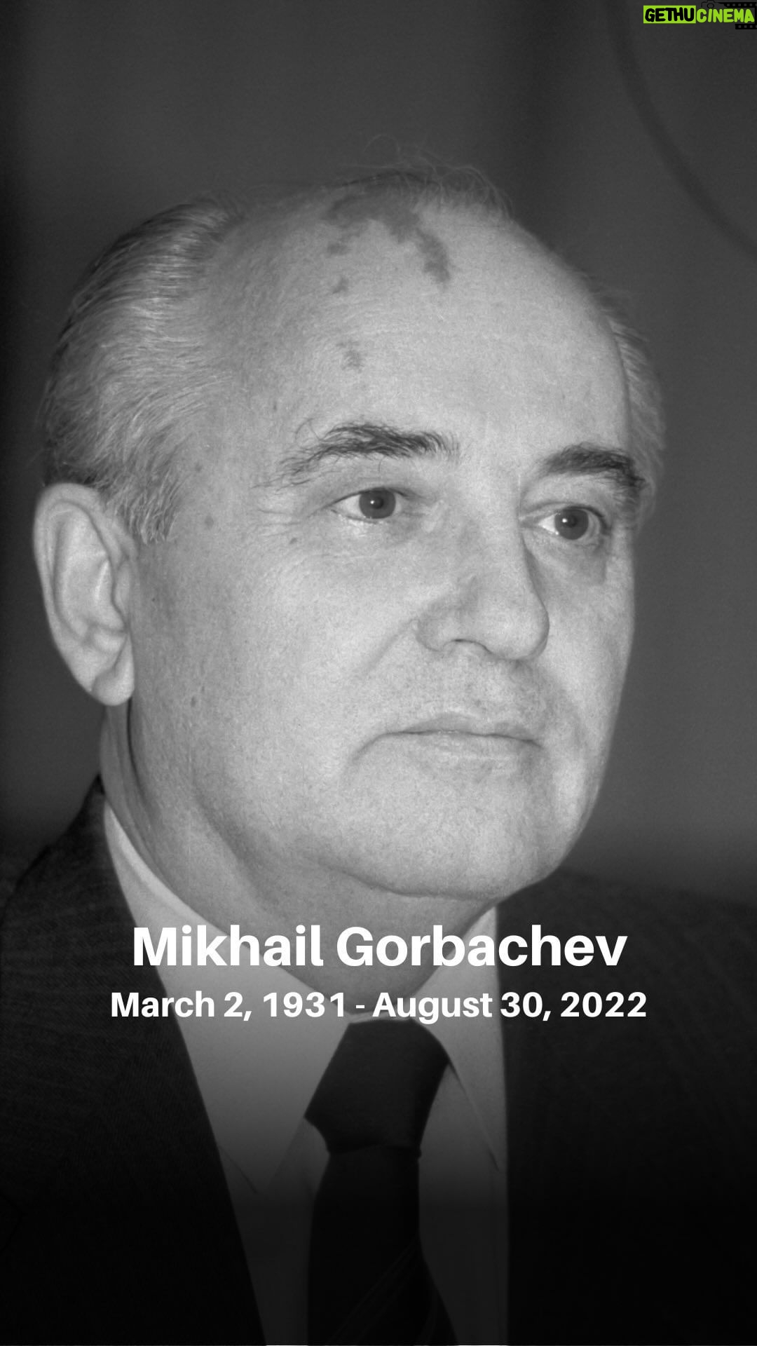 Tony Robbins - 27.6K Likes - I was saddened to hear of the passing of my friend, the last leader of the Soviet Union Mikhail Gorbachev.
Many years ago, I had the privilege of sharing a jet ride with Mr. Gorbachev. We had four hours in the air together and I took the opportunity to ask him:
What really ended the Cold War?
Of course, the big things were obvious – the collapse of the Soviet Union, the fall of the Berlin Wall, and so on. But I had the belief that the driving force behind the biggest changes we see are really the little things that, once in motion, become a catalyst for total transformation.
I told the story of that flight to my friend, the late, Larry King, which you can watch here.
In his day, Mr. Gorbachev was celebrated as a hero of the end of the Cold War for which he was awarded a Nobel Peace Prize and named “Man of the Decade” by Time magazine.
Mr. Gorbachev’s leadership set a course of action that led to the dissolving of the Soviet Union and paved the way for greater freedoms for millions of people. Alongside President Reagan, Mr. Gorbachev truly changed the world.