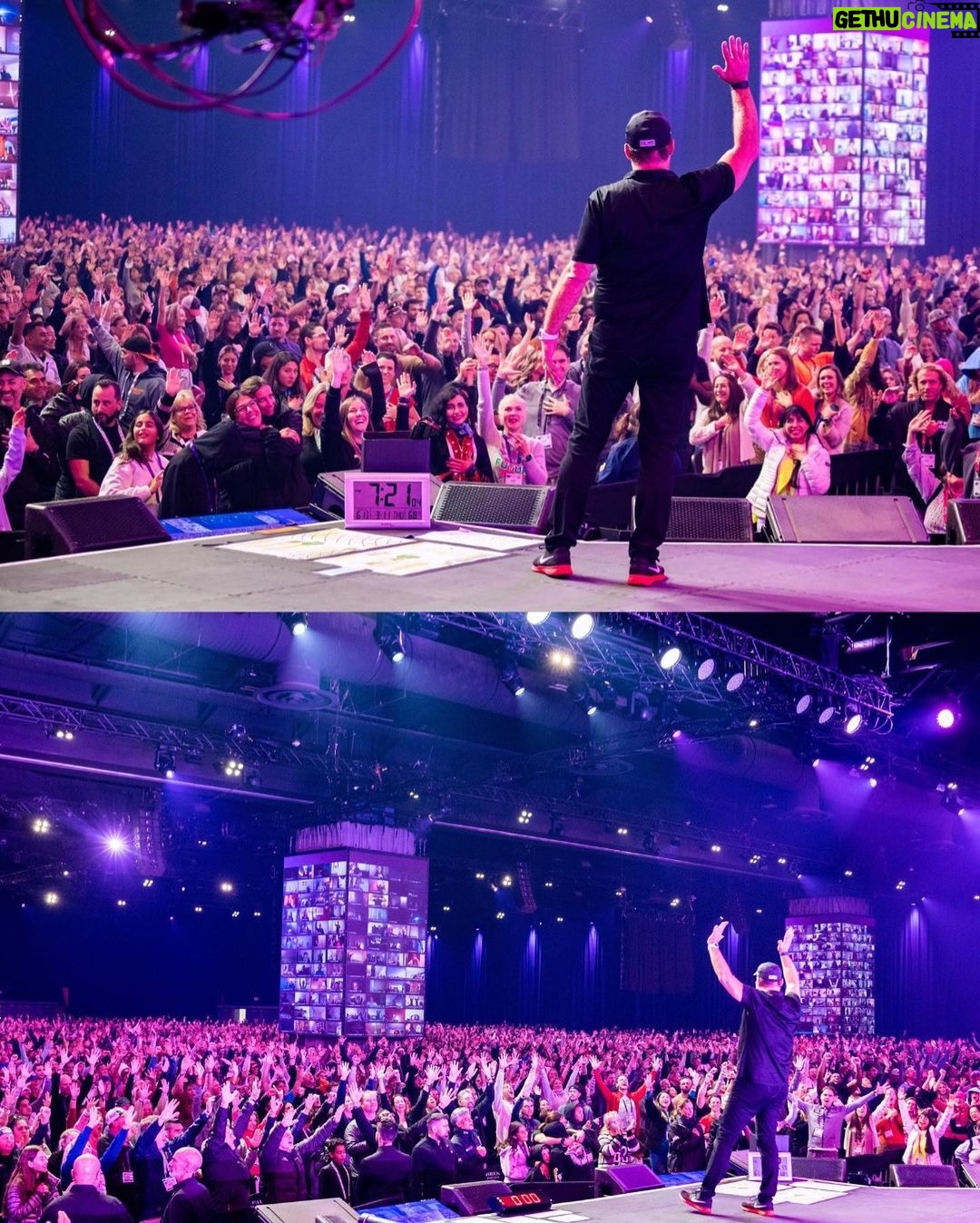 Tony Robbins Instagram - 10,000 vibes in the convention center + thousands more zoomin it in. We own this moment here at our first, last, and ONLY Unleash the Power Within Palm Beach live in-person + digital hybrid of the year!! This collective energy was worth the wait!!! 😍🙌🔥⚡️ Stay tuned for more to come 👀 Palm Beach County Convention Center