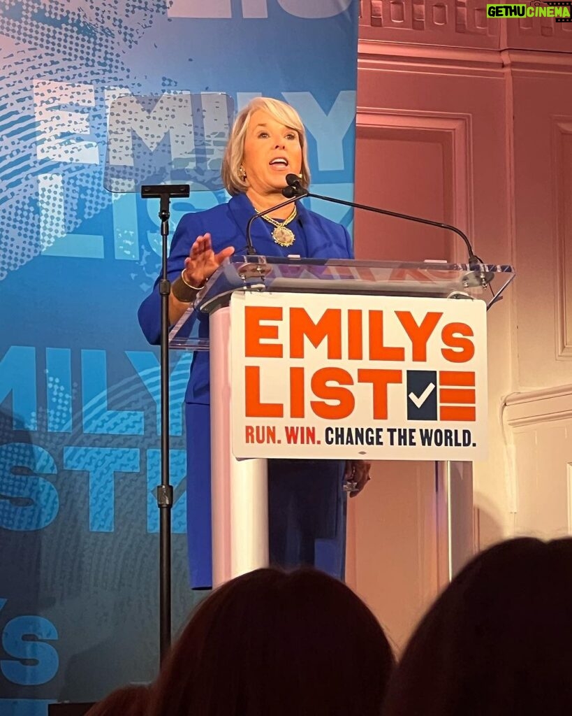 Tonya Lewis Lee Instagram - It was an honor to attend the recent @emilys_list luncheon. Thank you @mayaharris for the invitation! We heard from some remarkable women including new CA Senator @laphonzabutler All the women had powerful stories about their journey as representatives of the people of the nation. Each one talking about equity in race and gender and true freedom in a nation that is a forever work in progress. I loved this quote from Senator Laphonza Butler: “I wouldn’t let myself down and miss an opportunity to serve at my highest potential.” Congratulations on the appointment and wishing you the very best!