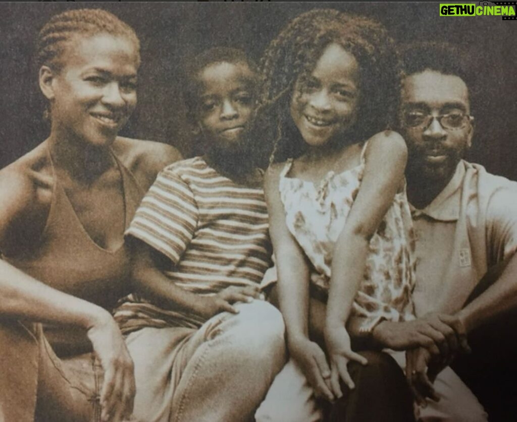 Tonya Lewis Lee Instagram - Throwing it back to precious moments with @satchellee @sirjacksonlewislee @officialspikelee at Martha’s Vineyard. Family, love, and timeless memories – the essence of a beautiful journey. 💖📷 #FamilyTime #ThrowbackThursday #Memories