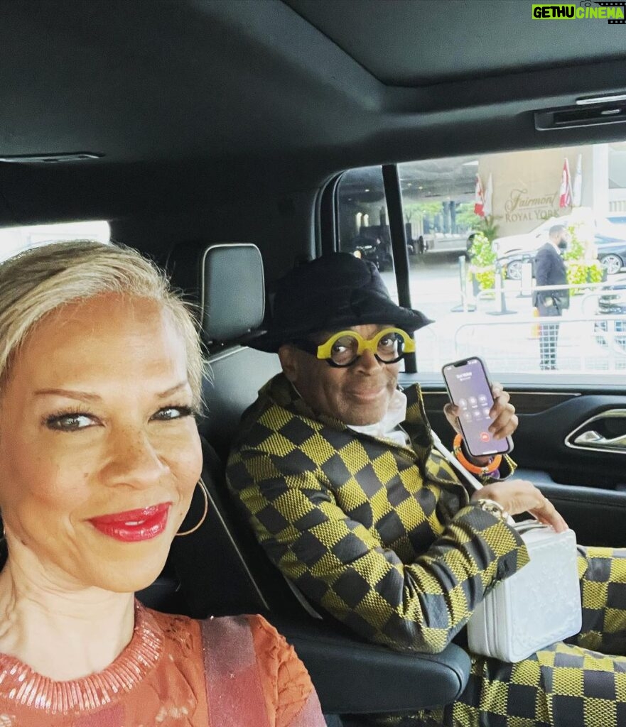 Tonya Lewis Lee Instagram - Thank you @tiff_net @chazebert for honoring @officialspikelee at the Tribute Awards w/the Ebert Director Award. This is so meaningful and I’m so proud! 📽️ and a big thank you to @louisvuitton for the fabulous outfits! #proudwife #tiff #tributeawards #tifftributeawards #spikelee #director #film #awards #toronto #fashion #style #louisvuitton #louisvuittonfashion #nike Toronto, Ontario