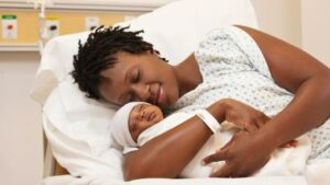 Tonya Lewis Lee Instagram - As of August 2023, more than 5.6M women (and birthing people) live in US counties with none or limited access to maternity care services. Moreover, "The US is the only industrialized nation that does not have midwifery care integrated into women's health care, and we have the worst outcomes." 

Read the article: “Maternity Deserts And Short Staffing Put American Births In Danger” by @richardafowler in @forbes - 
Link in bio.

Learn more about the work of @marchofdimes where I serve on the Board of Trustees + explore the current state of Black Maternal Health via @aftershockdoc