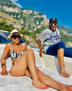Tonya Lewis Lee Instagram - A moment of rest before we start again. Getting some much needed vitamin D!
