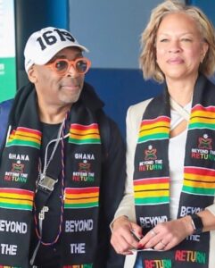 Tonya Lewis Lee Instagram - Returning to Ghana after 400 years with the first black VP of the US is so deeply meaningful to me…yes, I have Ghanaian heritage according to DNA. And I love the policy of the White House to strengthen the partnership between the US and the continent. Africa is an amazing place…the Ghanaian people are so warm, the art so vibrant, the food so delicious…there is much happening here!