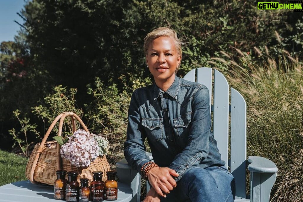 Tonya Lewis Lee Instagram - Sharing a snapshot from the Movita journey – here I am surrounded by our supplements, carefully crafted with 29 certified organic ingredients and fermented for optimal absorption. From overseeing the process to ensure quality to personally curating the blend, being part of this journey is not just a brand commitment; it’s a personal investment in your well-being. As a dedicated, professional woman, mother, and wife, I understand the importance of self-care. Nourish yourself, embrace the power of fermentation in your vitamin supplements, and let Movita be your daily companion on the path to holistic wellness. Because every woman deserves to feel her best, every single day. 💚🌿 #MovitaWellness #HolisticHealth #FermentedForYou #SelfCareJourney #BossWoman #WellnessJourney #SelfCareRevolution #OrganicLiving #WomenEmpowerment #HealthyLifestyle #FermentedWellness #MindBodySoul #NourishYourself #DailyWellness