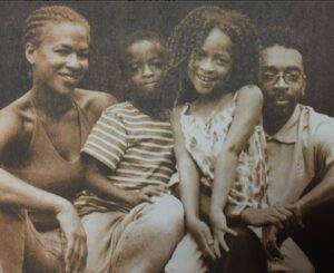 Tonya Lewis Lee Instagram - Throwing it back to precious moments with @satchellee @sirjacksonlewislee @officialspikelee at Martha’s Vineyard. Family, love, and timeless memories – the essence of a beautiful journey. 💖📷 #FamilyTime #ThrowbackThursday #Memories