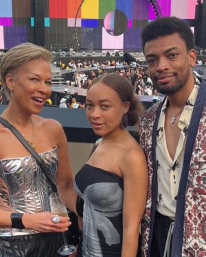 Tonya Lewis Lee Instagram - #beyonce #renaissanceworldtour 
She is amazing!!! Loved the show…@satchellee and @sirjacksonlewislee and I had so much fun!  #Queenbee is the Queen!
