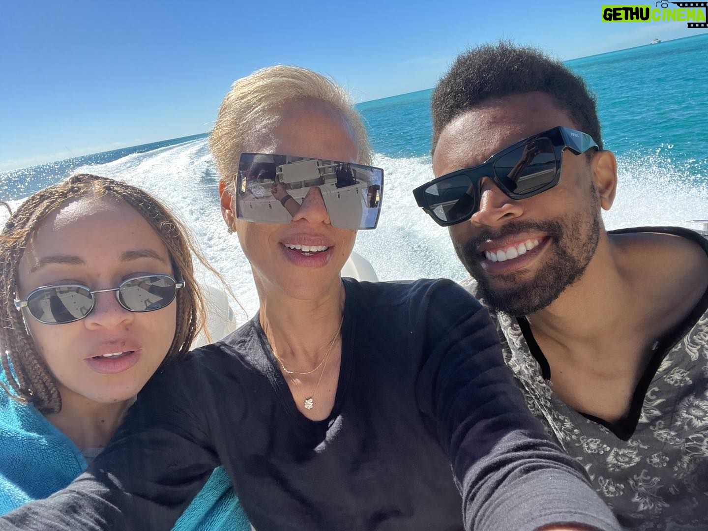 Tonya Lewis Lee - 1.2K Likes - Sailing into the New Year with Satchel and Jackson! Happy New Year!