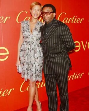 Tonya Lewis Lee Instagram - Thank you @essence for this beautiful celebration of our love @therealspikelee 30 years strong, here is to 30 more! ❤️ 

#Anniversary #30years #LoversLove #Journey #BlackLove #Partners #Partnership