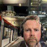 Torbjørn Røe Isaksen Instagram - Har fløyet til Bergen for tredje gang på kort tid. Merker jeg blir FORBANNA over at bybanen ikke går i tunnel — over Bryggen — og helt til Oslo.