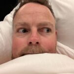 Torbjørn Røe Isaksen Instagram – Feiret kjærlighetens dag med å reise vekk fra (ganske syke) barn og (litt sliten) kone for å snakke om næring i Vesterålen. Nailed it.