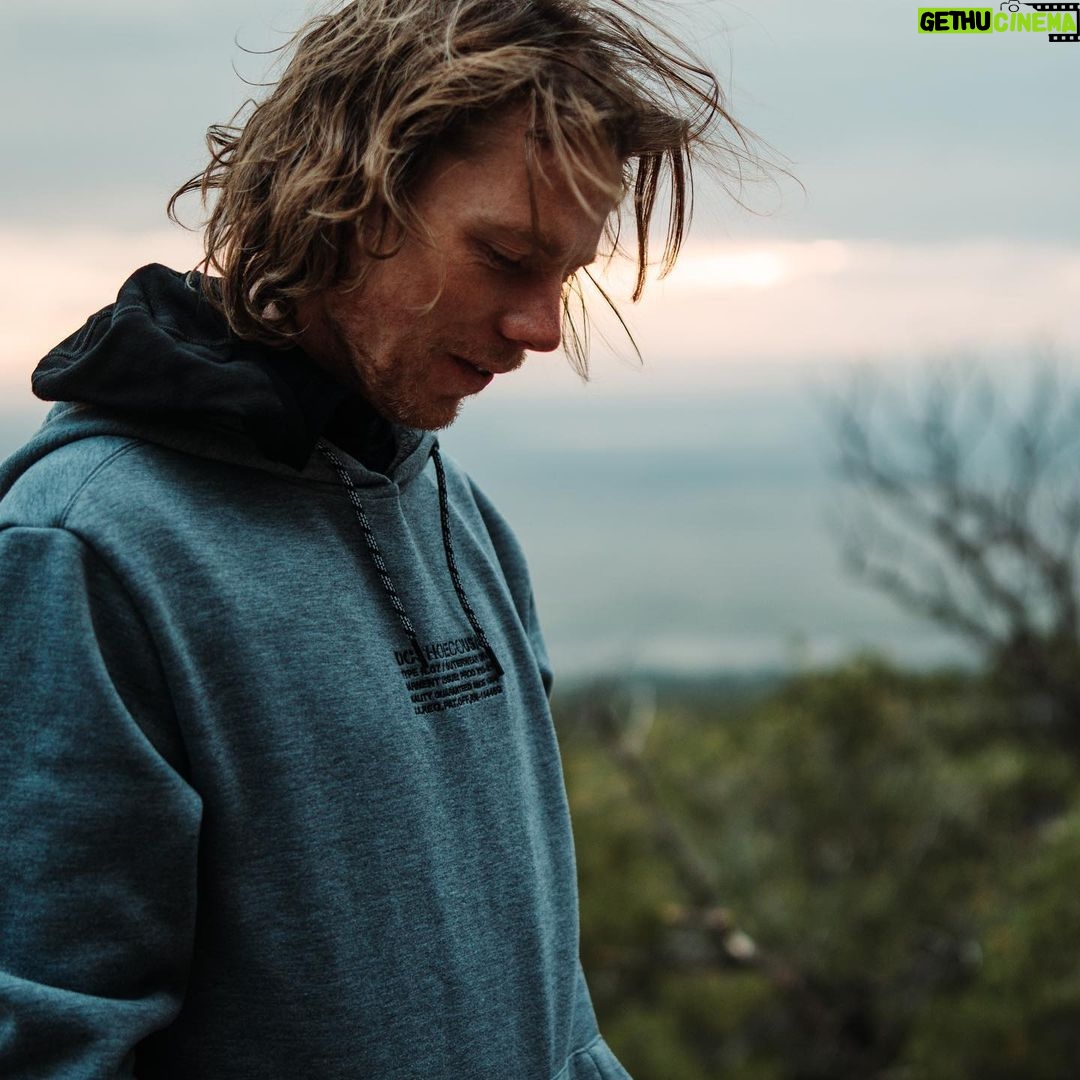Torstein Horgmo - 5.7K Likes - GRATITUDE! 🌬✨ Got to witness Mother 🌍 doin her thing a couple days ago. Just chillin with the isnes!Thank You @celiamiller1 for shooting these moments and @fungi_ty & @danylle108 for showing us around 💗🙏🏻💗
