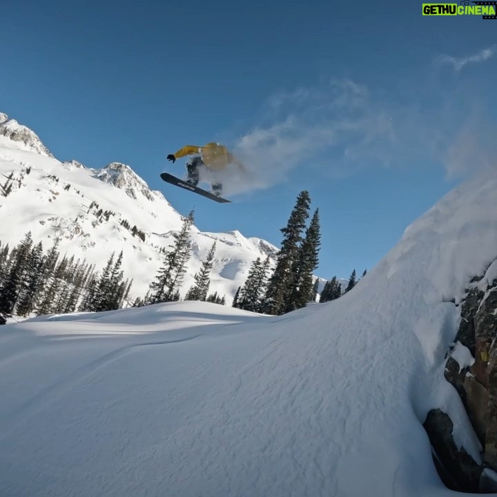Torstein Horgmo Instagram - The @gofast snow pony💨 Tag a friend you’d wanna double up and party lap with!