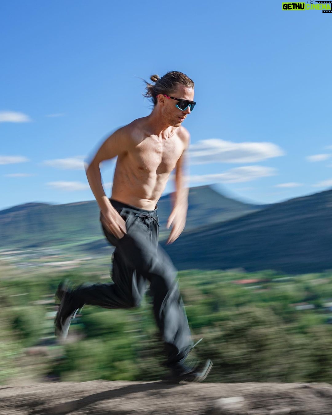 Torstein Horgmo - 5.6K Likes - I’ve probably spent over 10000 hours inside gyms and other training facilities keeping the body moving in the off season. I’m enjoying this urge to spend as much time outside as possible now ☘️ @oakley #BXTR #BeWhoYouAre