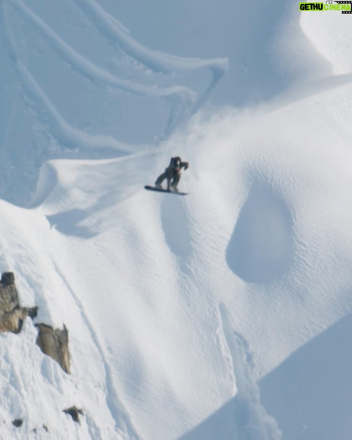 Torstein Horgmo Instagram - Cheers to our boy who took 🥈 at the final stop of @naturalselection ! Swipe right to watch some of the most incredible runs Alaska has ever seen. 🥶🚀 #TeamOakley #BeWhoYouAre