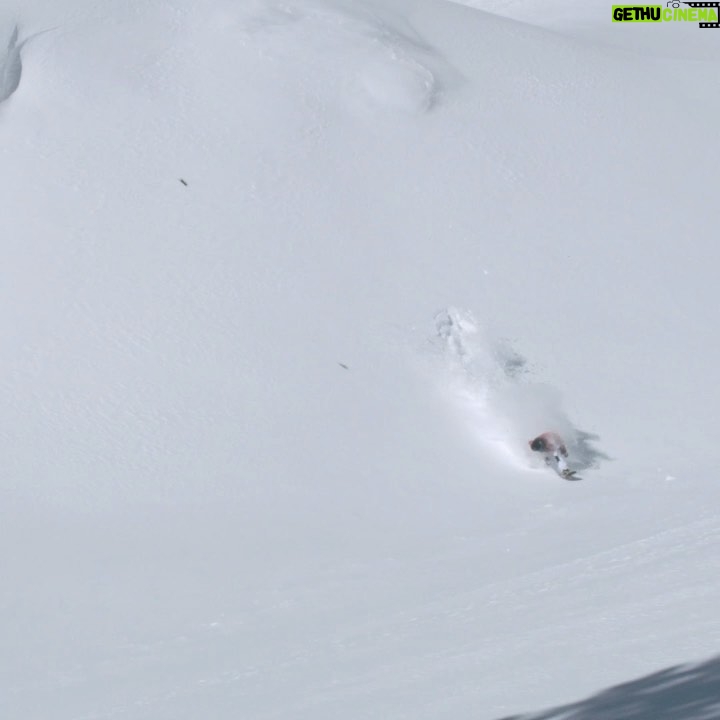 Torstein Horgmo - 7.3K Likes - Reflecting on these moments before the fresh canvas comes this winter. Who’s pumped up to catch some air??
“Light” on @Shred_Bots
@gab707_fpv with the @gopro in the sky
@RockstarEnergy
@Oakley @OakleySnowboarding
@UnionBindingCo
@CoalHeadwear
@SoundBox