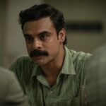 Tovino Thomas Instagram - ആനന്ദ് നാരായണൻ 🤎 #AnweshippinKandethum 📷 @sinat_savier