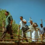 Tovino Thomas Instagram - ’Anweshipin Kandethum’ ’അന്വേഷിപ്പിൻ കണ്ടെത്തും’ #runningsuccessfully #intheatresnearyou @rajagopal_rahul @vineeth_thattil_david @pramod_veliyanadu @darwinkuriakose @dolwinkuriakose 📷: @sinat_savier